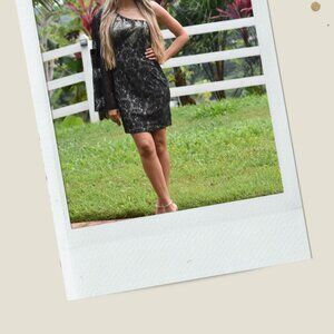 ✨ Elegant One-Shoulder Black Lace Dress – Like New! ✨